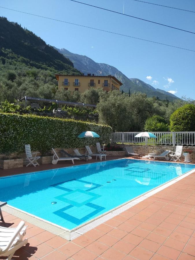 Villa Fiori Μαλτσεζίνε Εξωτερικό φωτογραφία