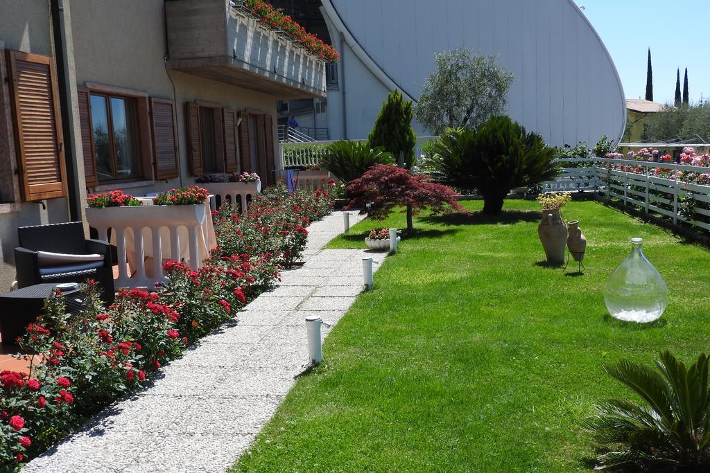 Villa Fiori Μαλτσεζίνε Εξωτερικό φωτογραφία